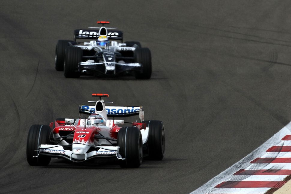 A legjobb rádiós pilótadumák az F1-ben 2 Trulli%20Rosberg%202008
