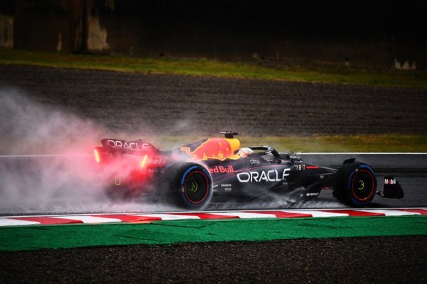 Verstappen: Necesitamos mejores neumáticos para lluvia