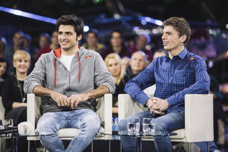 max-verstappen-and-toro-rosso-team-mate-carlos-sainz