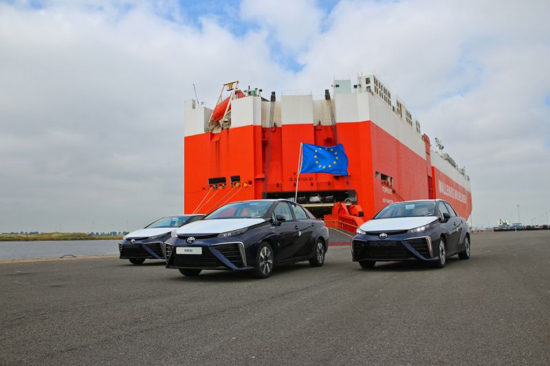 a_toyota_mirai