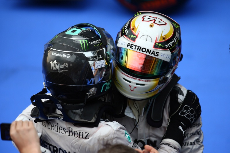 hamilton_rosberg_bahrain