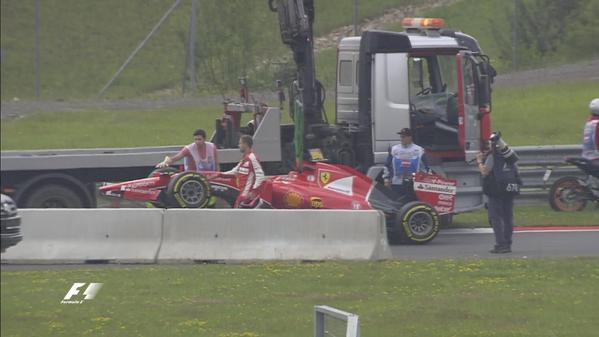 live_vettel_megallt