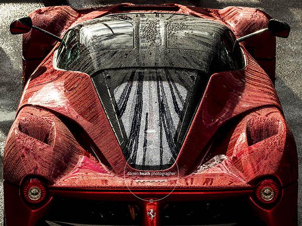 pf_laferrari