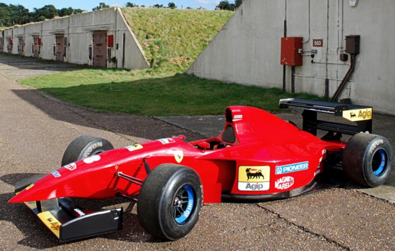 pf_ferrarrows