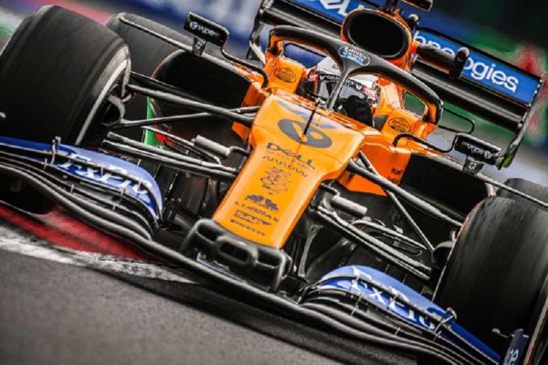 https://formula.hu/uploads/Pictures/05/2019/McLaren/sainz-action-mexiko-20191.jpg
