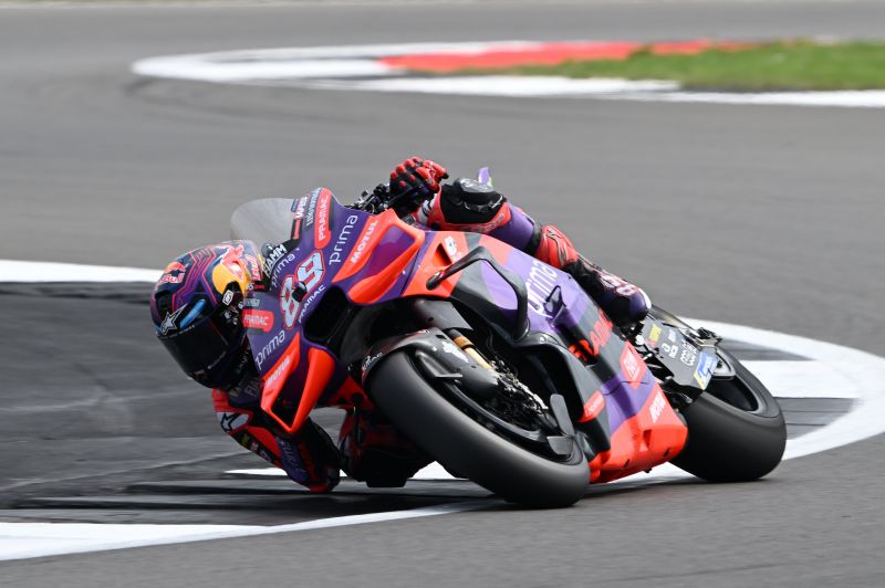 motogp-martin-silverstone-day1