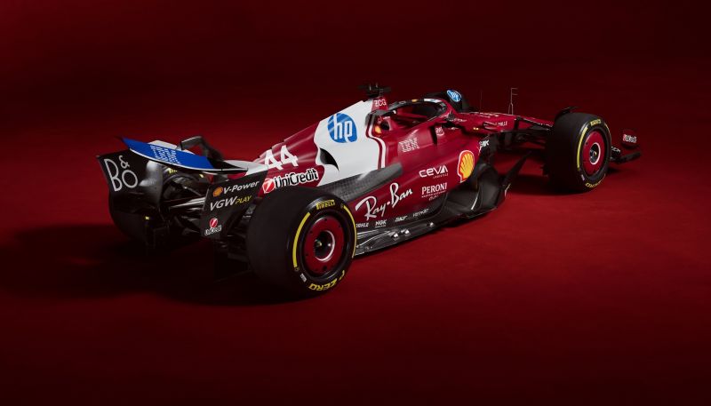 f1-ferrari-2025-auto-4