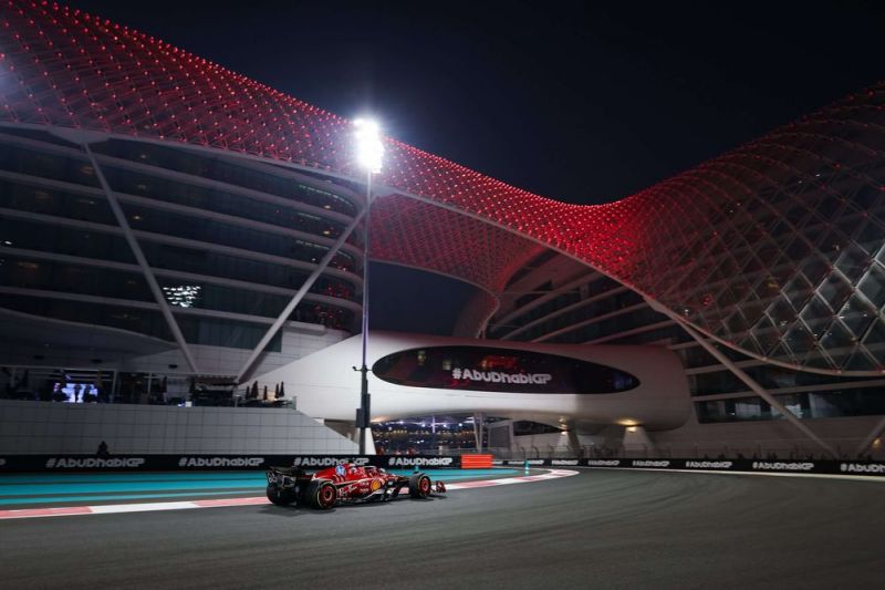 f1-ferrari-abudhabi-day1_1