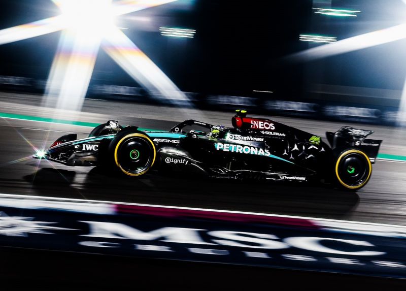 f1-hamilton-mercedes-katar-2