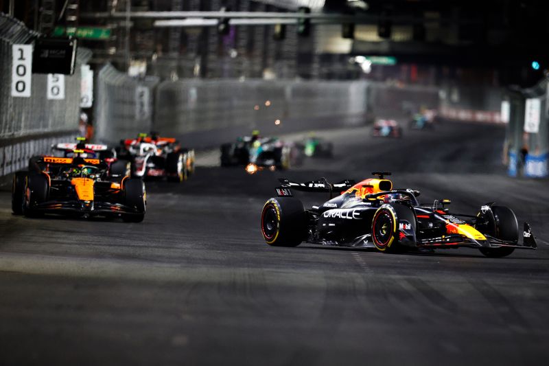 f1-verstappen-norris-redbull-2