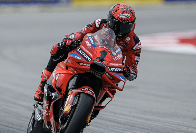 motogp-bagnaia-barcelona-day1