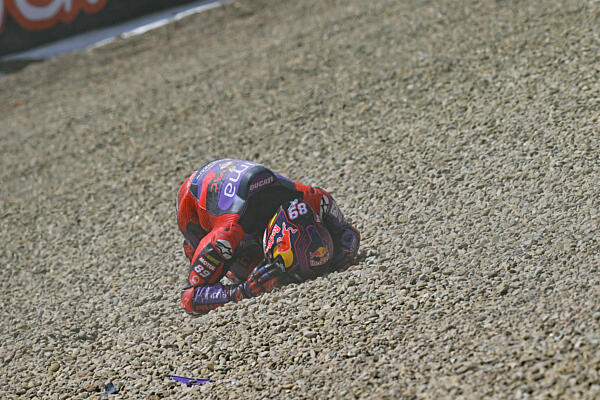 motogp-martin-crash