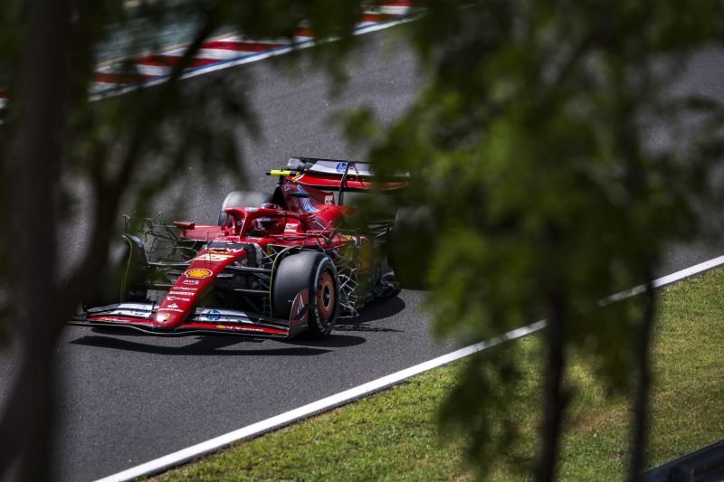 f1-sainz-ferrari-hungaroring-fp1-1