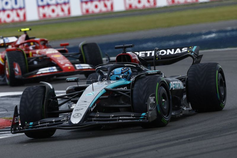 f1-mercedes-silverstone-2