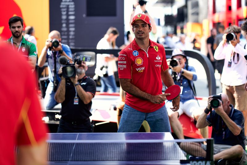 f1-sainz-ferrari-hungaroring-day0