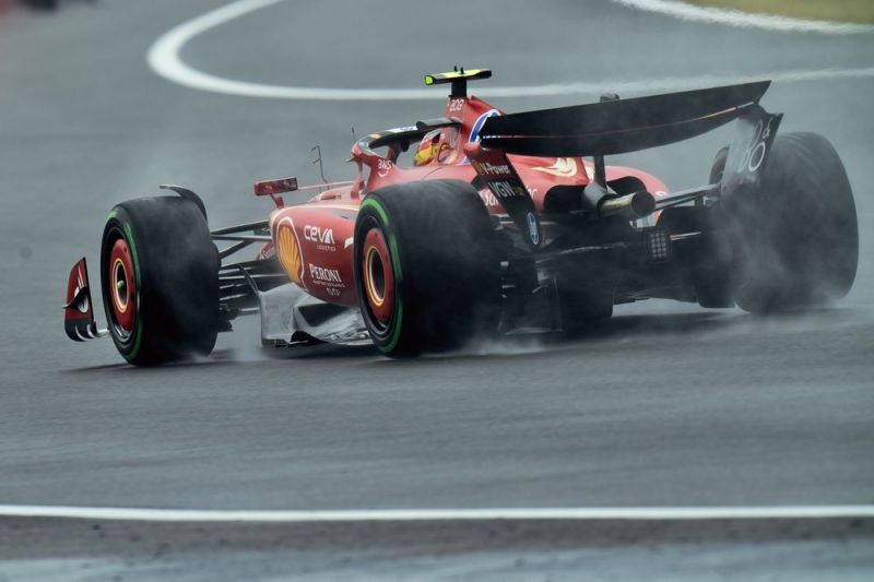 f1-sainz-ferrari-silverstone-2