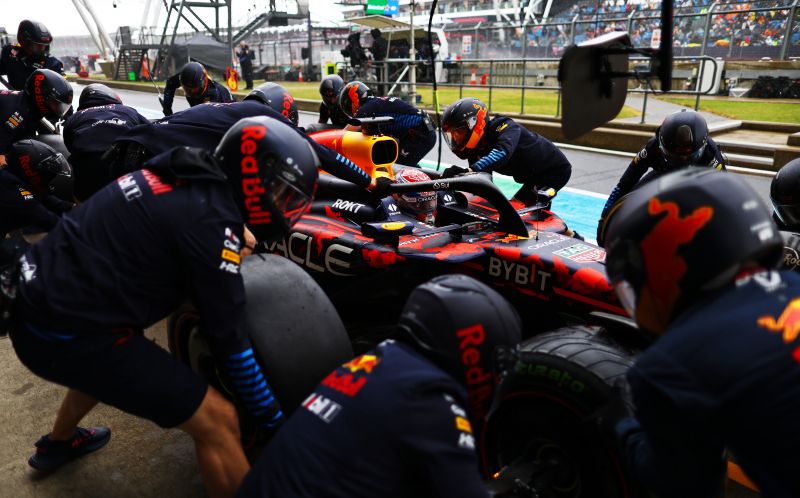 f1-verstappen-redbull-silverstone-1