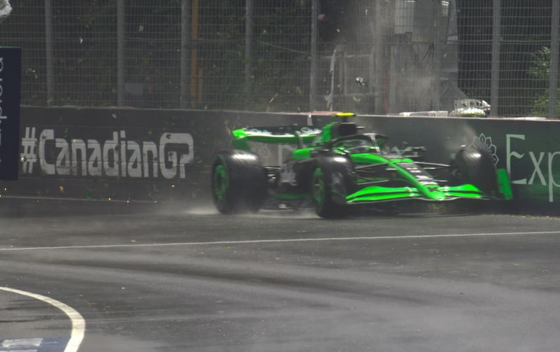 f1-zhou-crash-fp1