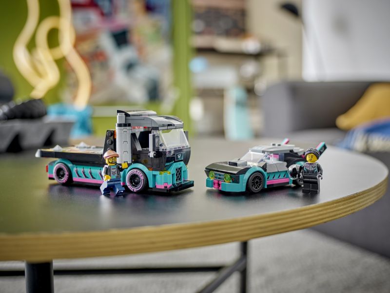 60406_LEGO City Versenyautó és autószállító teherautó_1