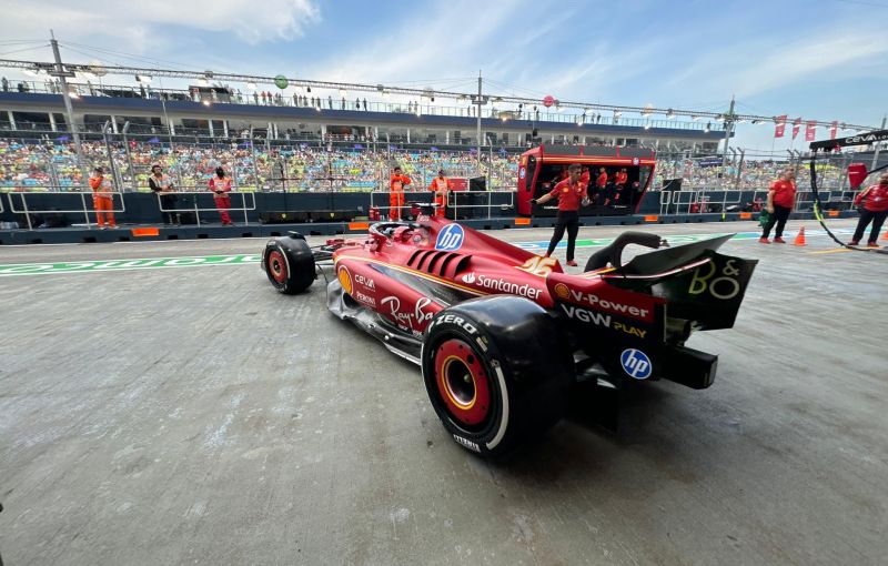 f1-leclerc-szingapur-fp1-1