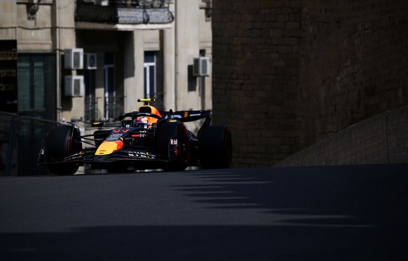 f1-perez-redbull-baku-day1