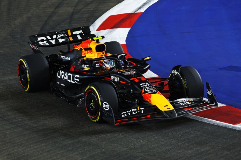 f1-perez-redbull-szingapur-1