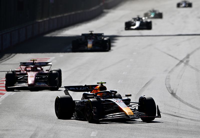 f1-perez-sainz-baku