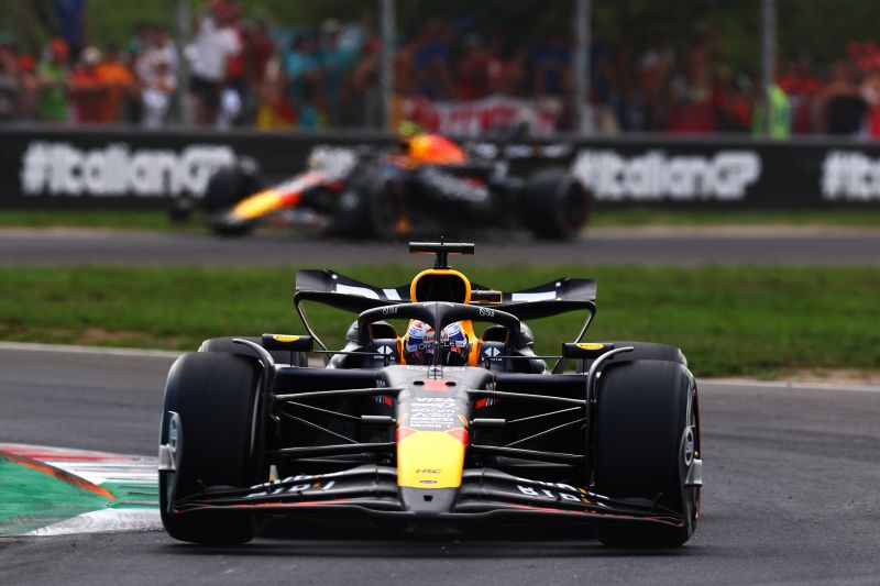 f1-verstappen-perez-redbull-monza-1