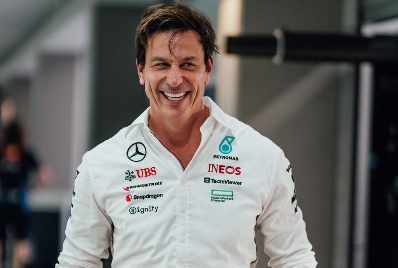 f1-wolff-mercedes-szingapur-1