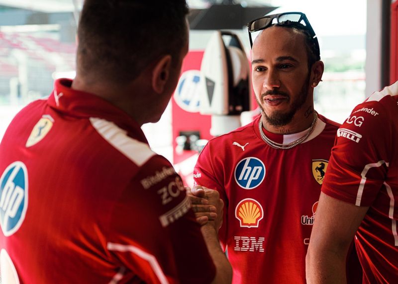 f1-hamilton-ferrari-barcelona-day0