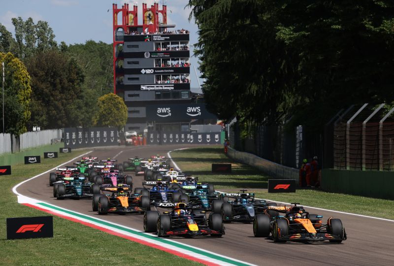 f1-imola-start-1