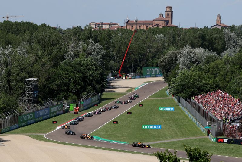f1-imola-start-2