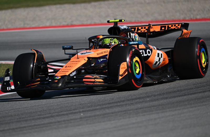 f1-mclaren-barcelona-szarny-2