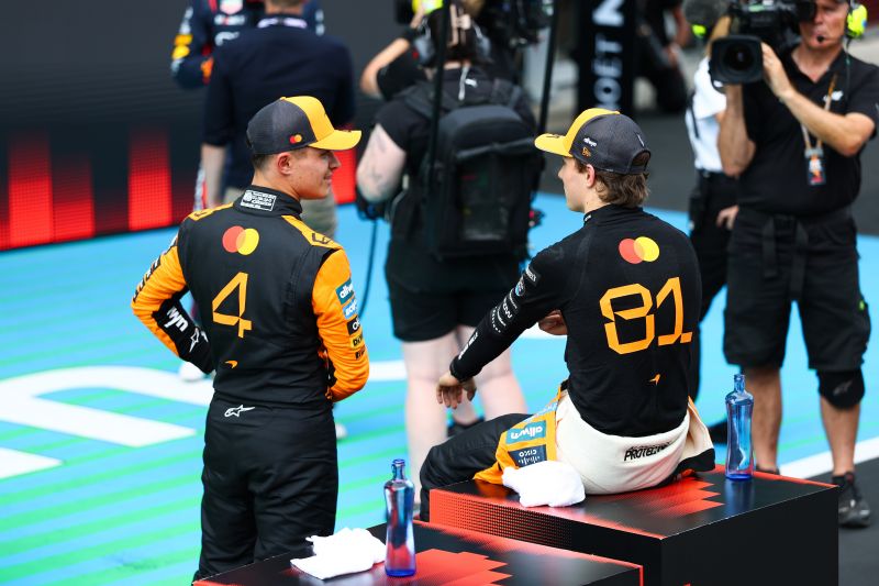 f1-piastri-norris-barcelona-mclaren-2