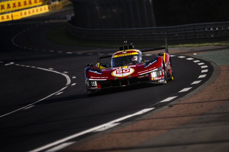 lemans-ferrari-hyperpole
