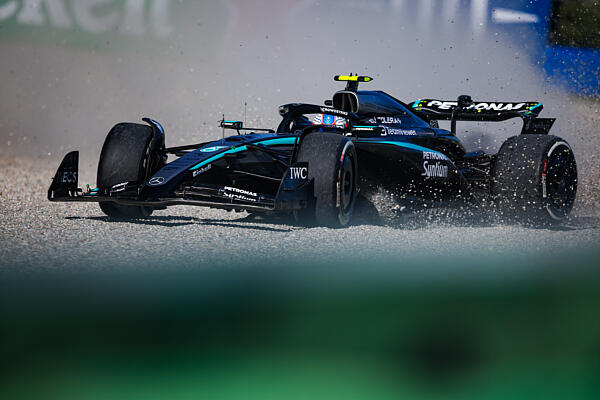 f1-antonelli-crash-fp2-monza