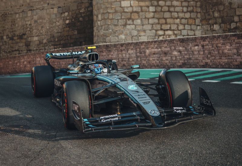 f1-antonelli-mercedes-baku-day1