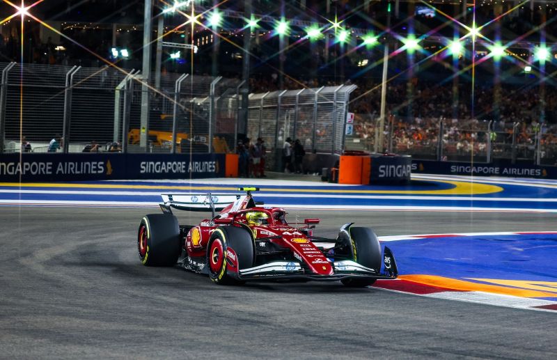 f1-ferrari-1-hamilton