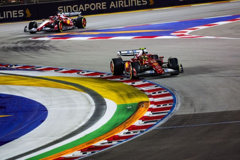 f1-ferrari-4-szingapur