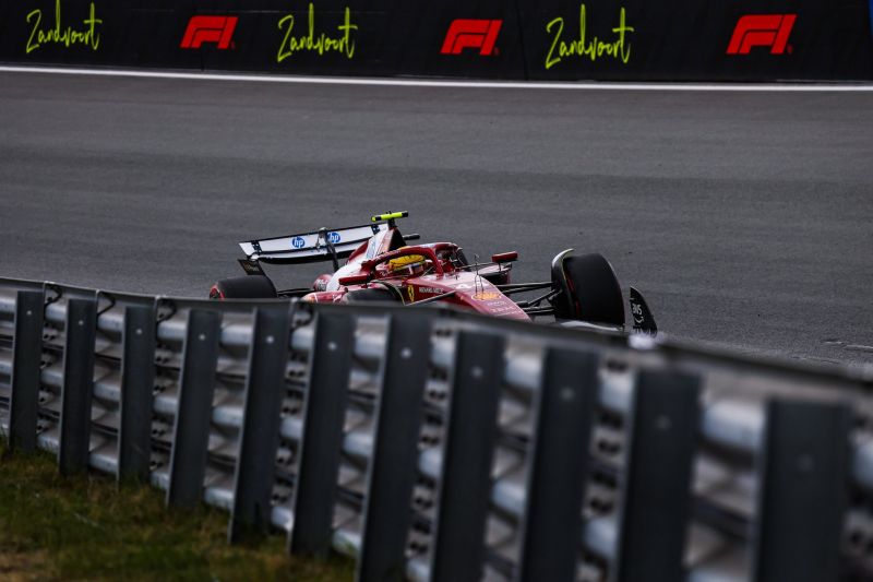 f1-ferrari-day1-1-hamilton