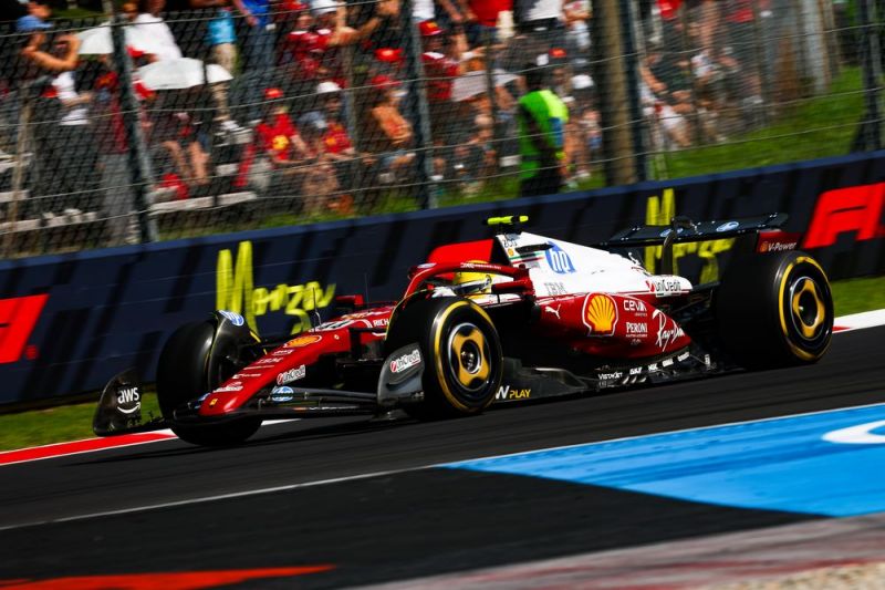 f1-hamilton-ferrari-2_2