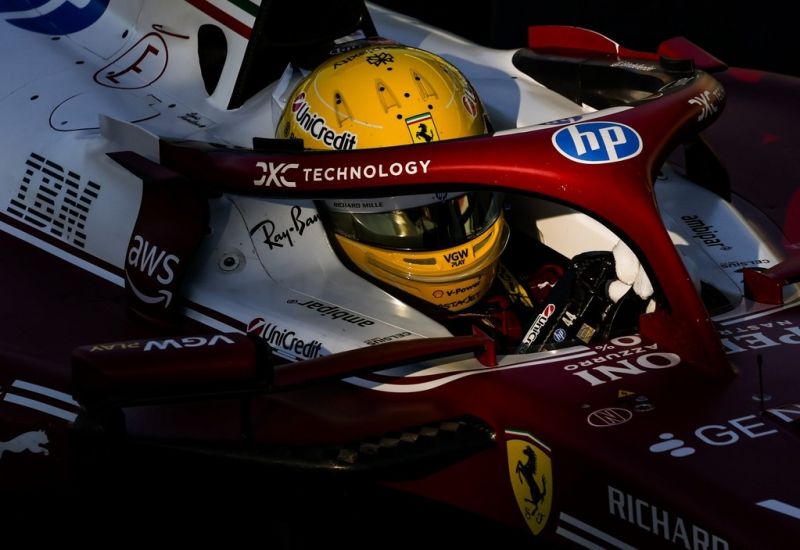 f1-hamilton-monza-ferrari-day1-2