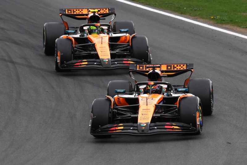 f1-norris-piastri-mclaren-zandvoort-2