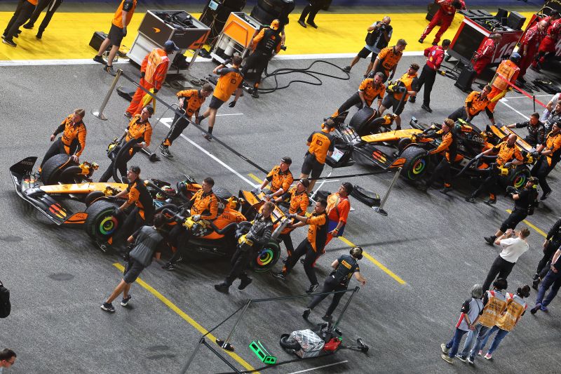 f1-piastri-mclaren-szingapur-1