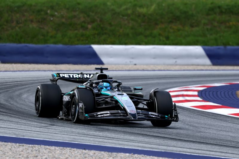 f1-russell-mercedes-spielberg-2