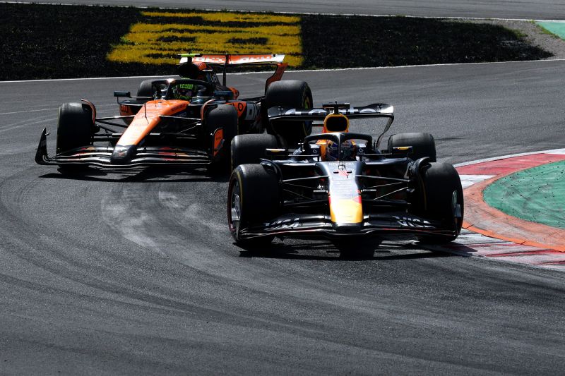 f1-verstappen-mclaren-3