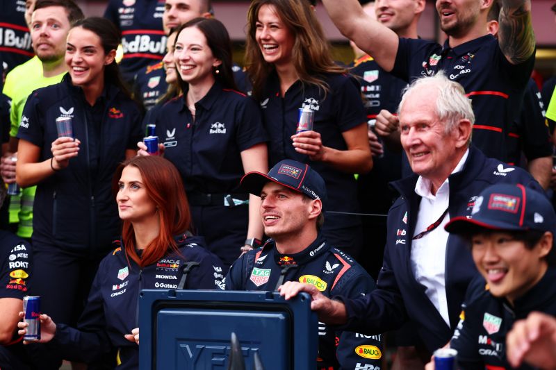 f1-verstappen-redbull-baku-win-2