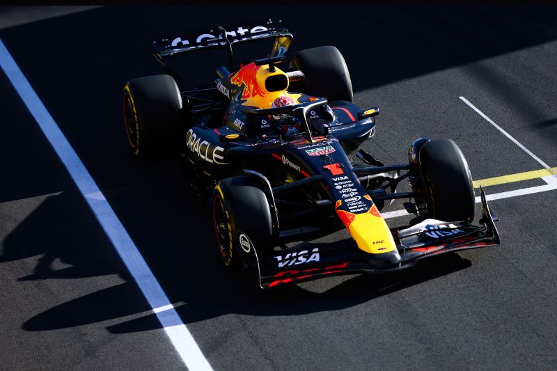 f1-verstappen-redbull-monza-day1-2