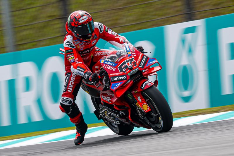 motogp-bagnaia-pole-ducati-sepang