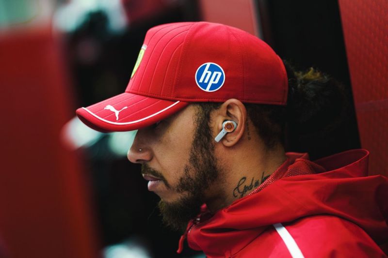 f1-hamilton-ferrari-2_1
